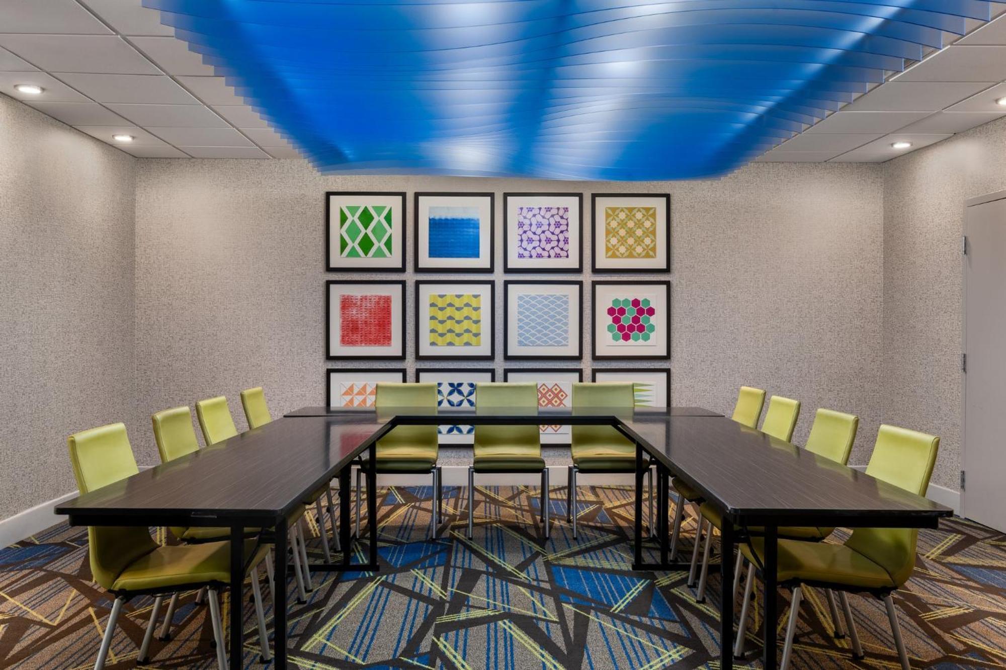 Holiday Inn Express Tallahassee By Ihg Exterior photo