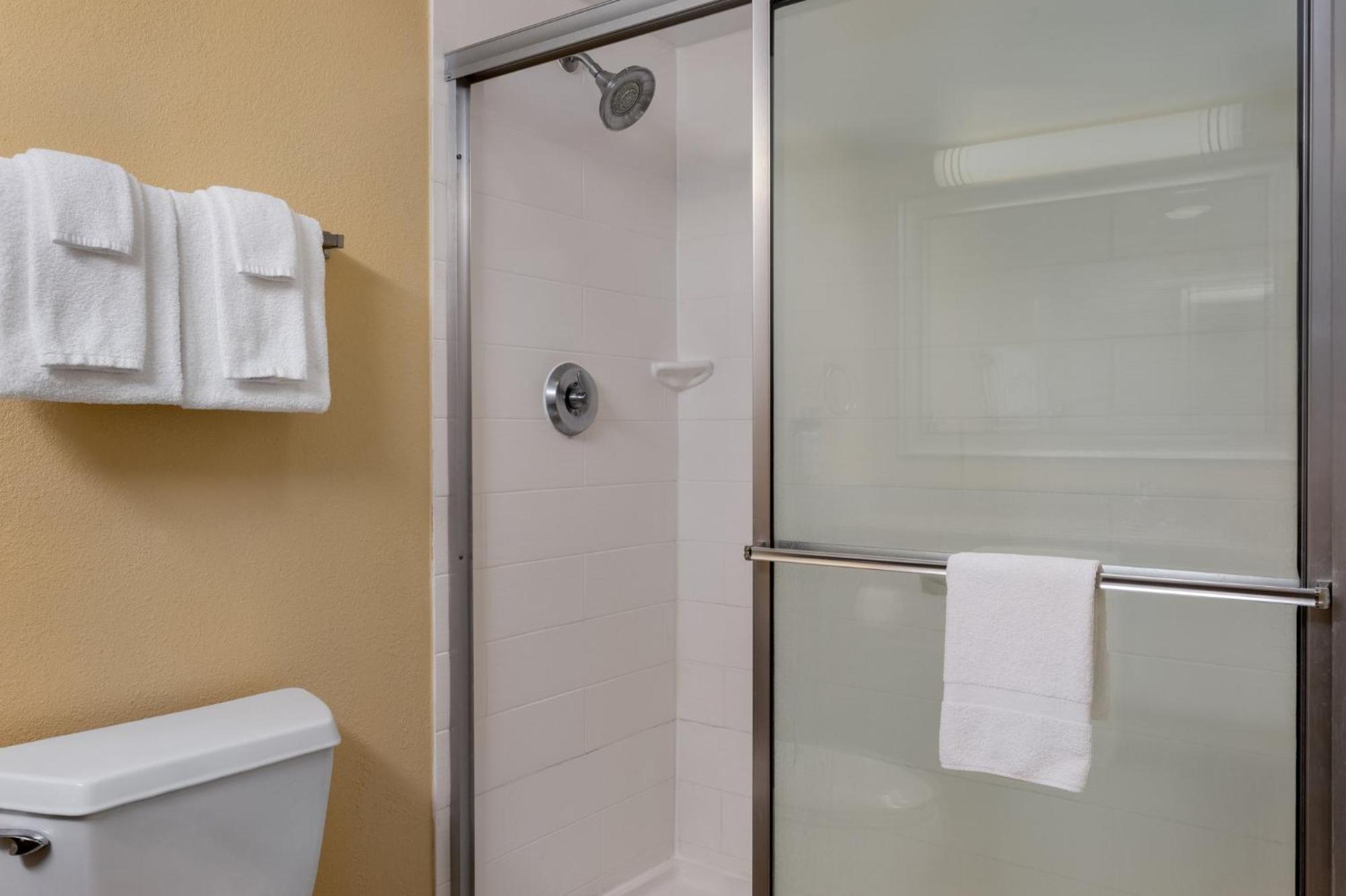 Holiday Inn Express Tallahassee By Ihg Exterior photo
