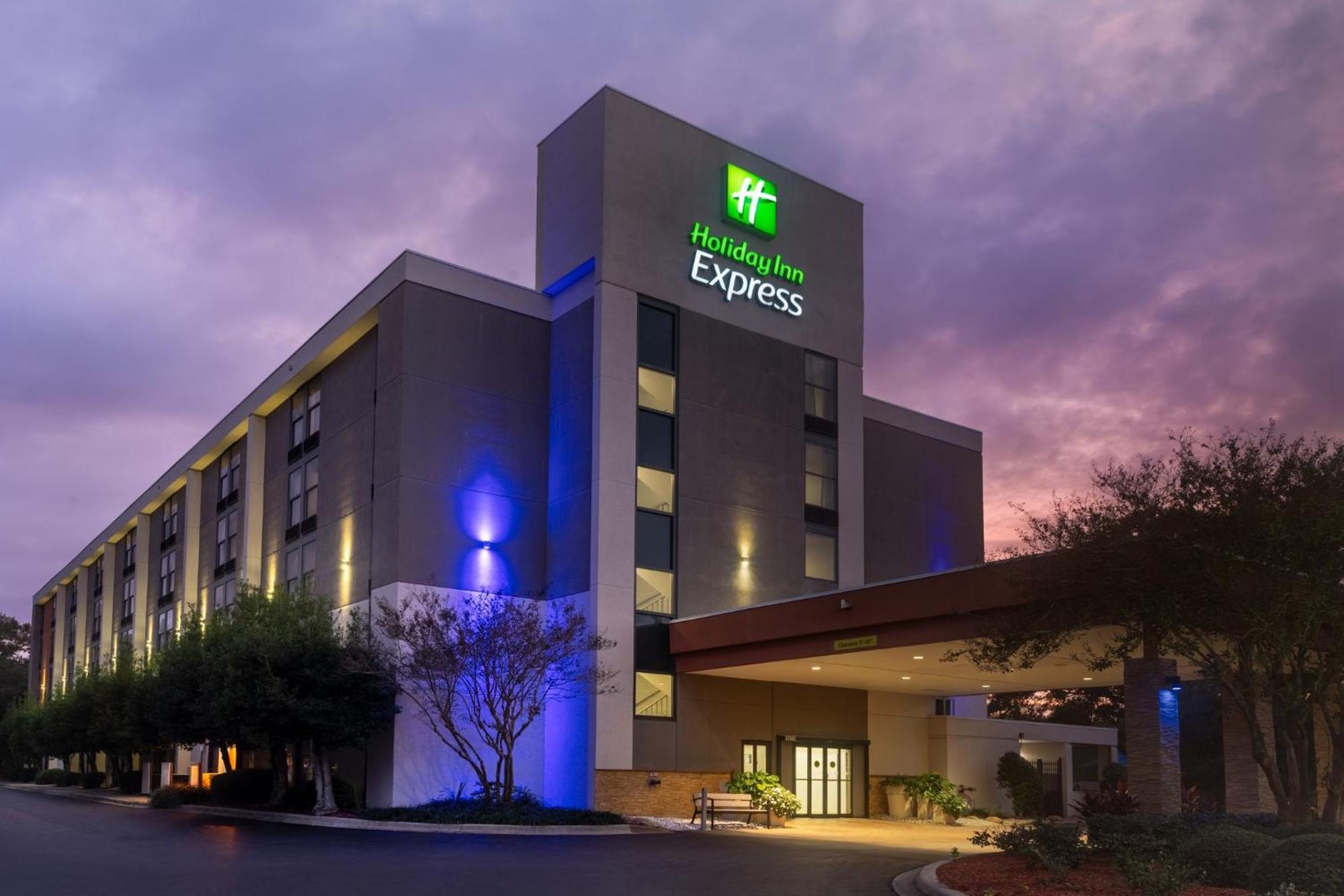 Holiday Inn Express Tallahassee By Ihg Exterior photo