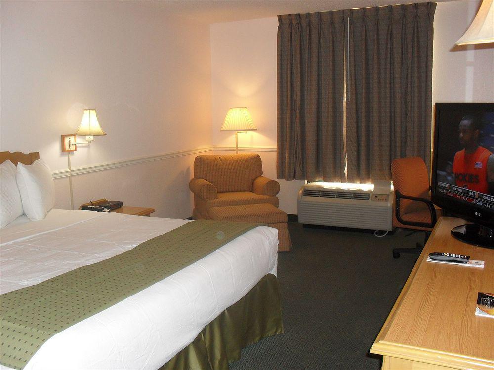 Holiday Inn Express Tallahassee By Ihg Exterior photo
